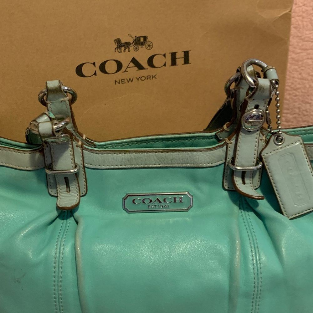 Coach Mint Green Leather Tote Shoulder Bag - Picture 2 of 16
